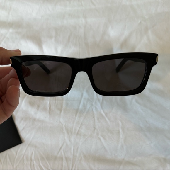 Saint Laurent Betty Sunglasses! - Picture 4 of 8